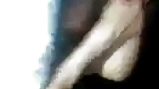 गोरे गृहिणी झेल्डा मॉरिसन वाफळलेली मांजर ठोकण्यापूर्वी मोठा लंड चोखण्याचा आनंद घेते